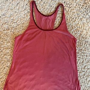 Lululemon workout top